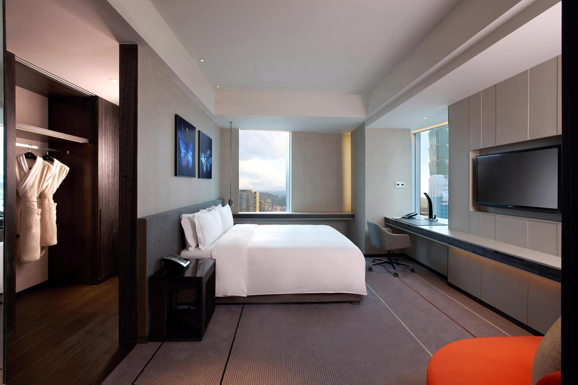 Humble House Taipei, Curio Collection By Hilton Hotel Taipei